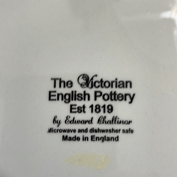 Vintage Large Victorian English Dinner Plate. - Picture 2 of 2